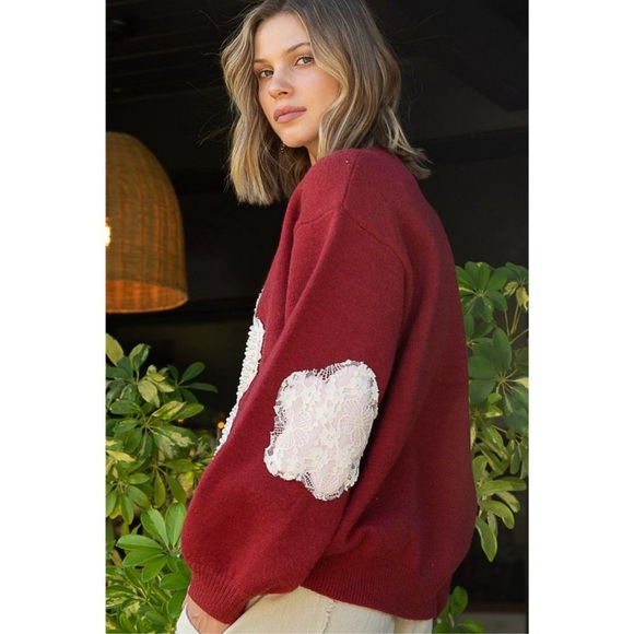 POL Maroon sweater with beautiful pearl trim flower in size medium NEW - Picture 2 of 10